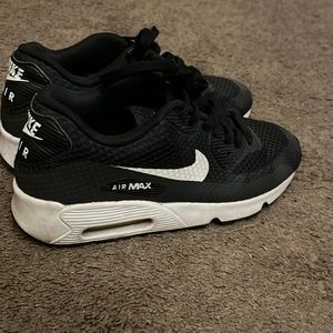 5.5 womens nike slightly worn
